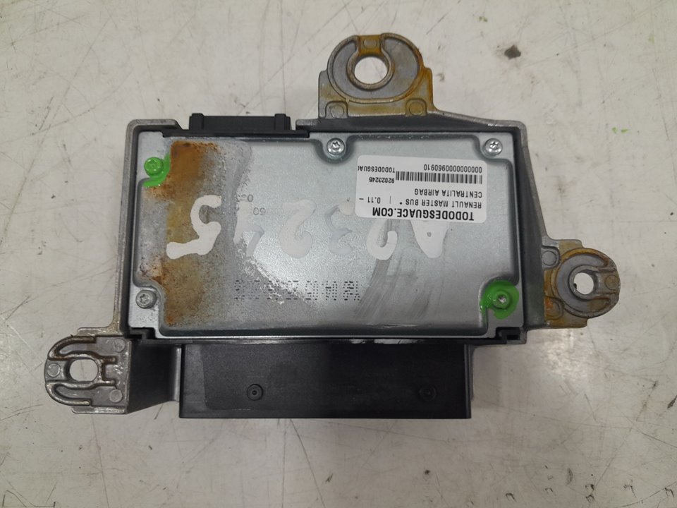 Centralita airbag renault  master bus       0.11 - ... no identificado