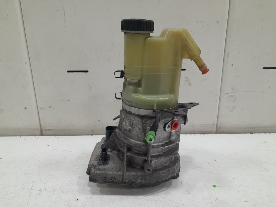 Bomba direccion renault  master bus       0.11 - ... no identificado