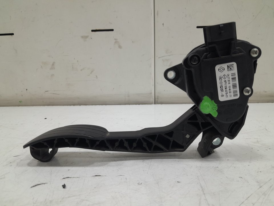 Potenciometro acelerador renault  master bus       0.11 - ... no identificado