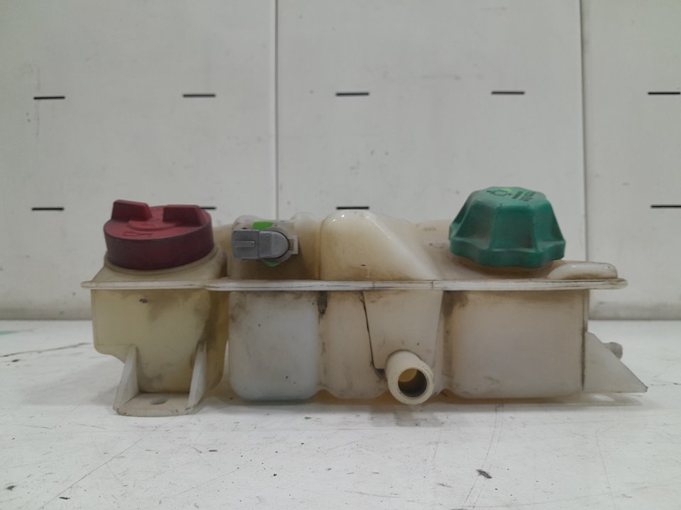 Deposito expansion mercedes atego 6 cyl. 4x4 2005