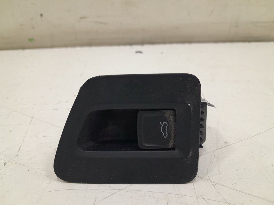 Interruptor porton trasero volkswagen passat variant (3g5