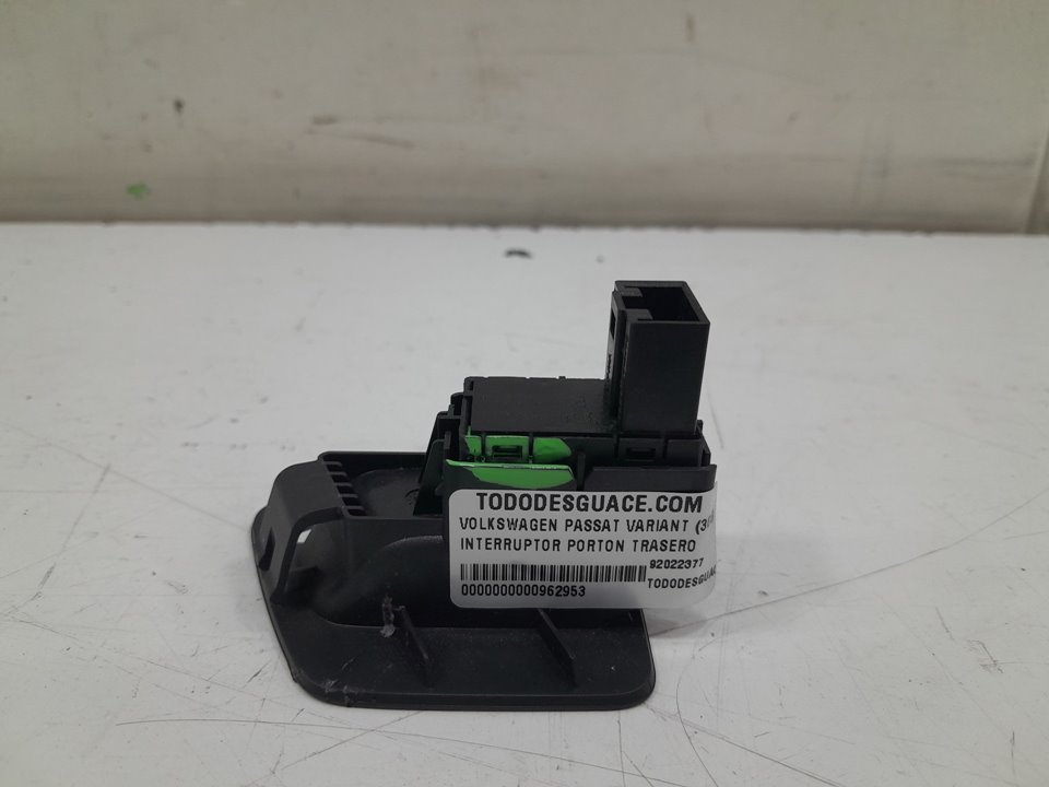 Interruptor porton trasero volkswagen passat variant (3g5