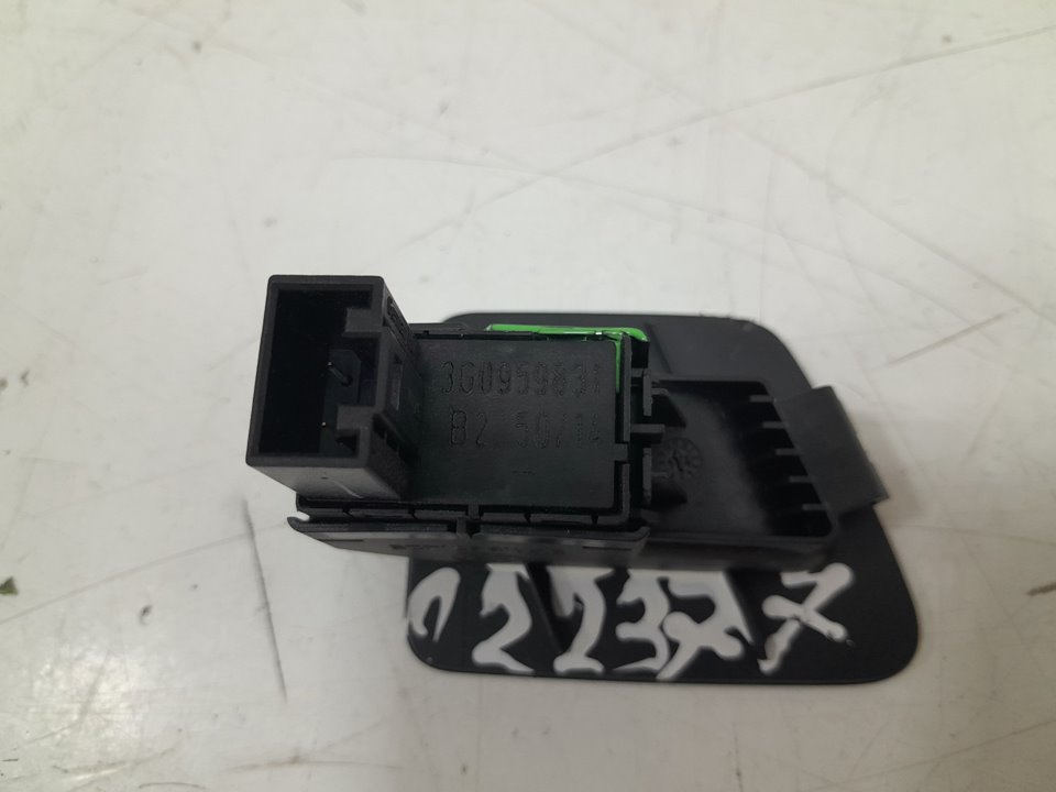 Interruptor porton trasero volkswagen passat variant (3g5