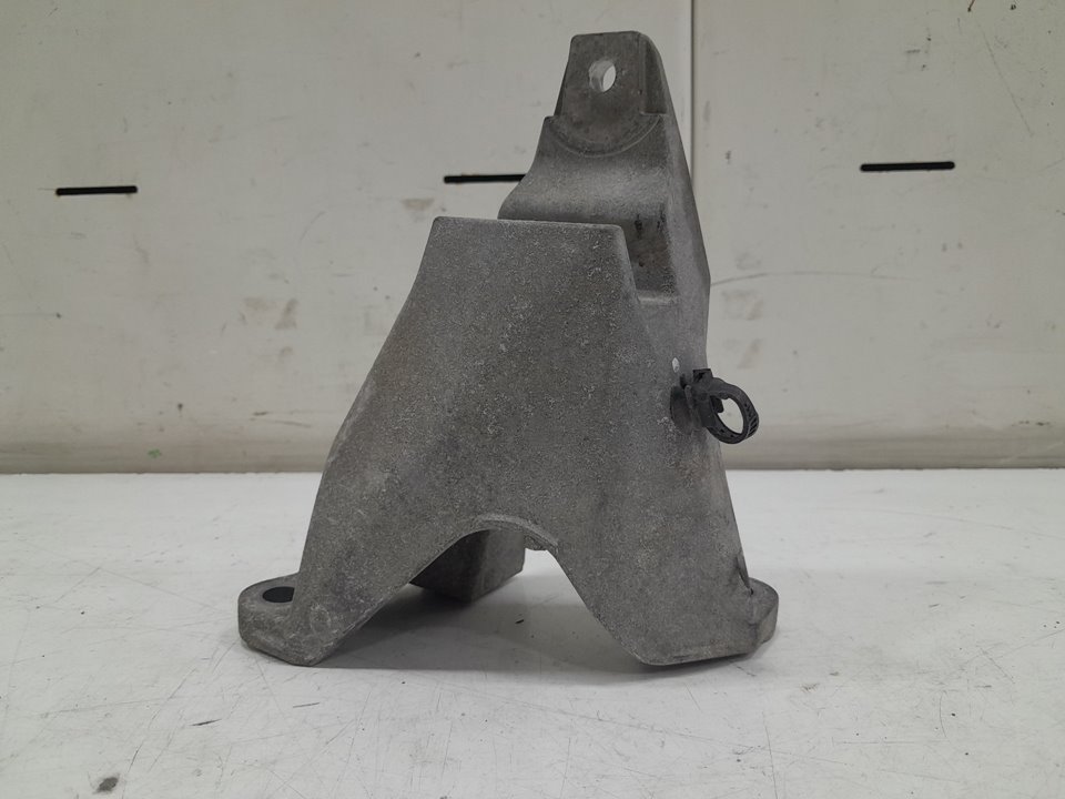 Soporte motor mazda rx-8 