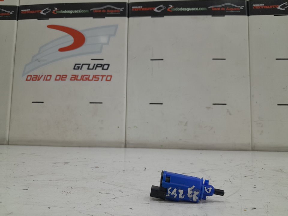 Sensor pedal embrague renault  master bus       0.11 - ... no identificado