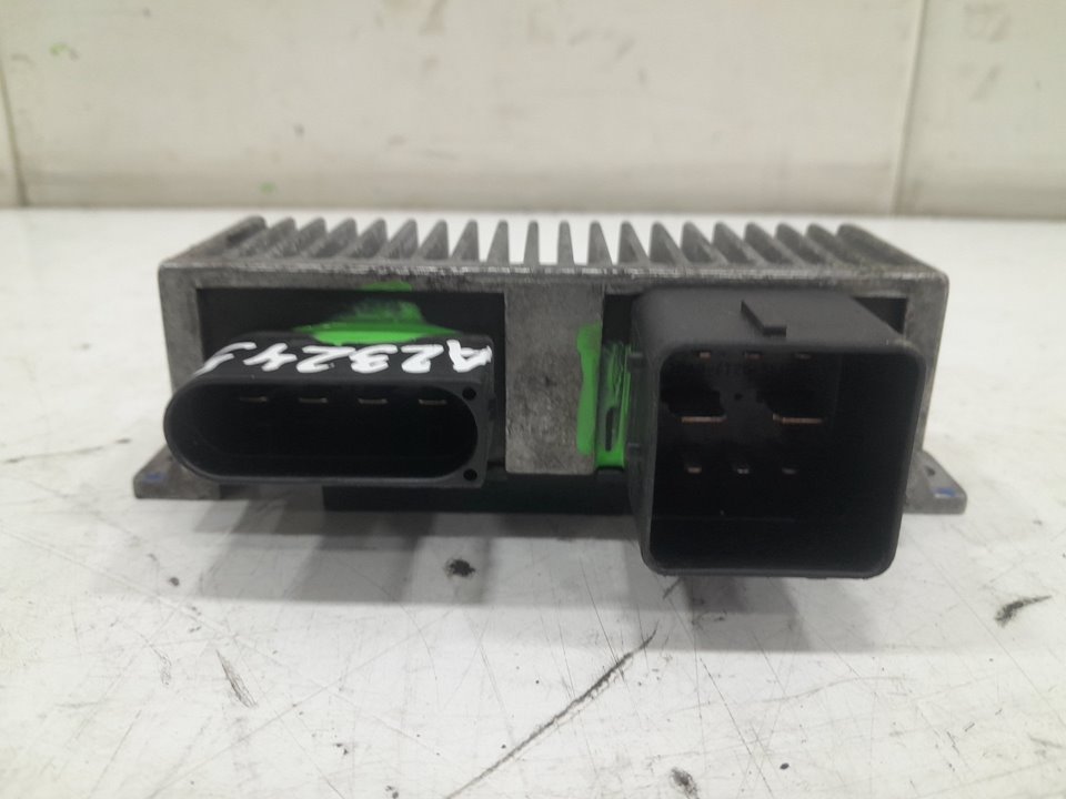 Unidad de control renault  master bus       0.11 - ... no identificado