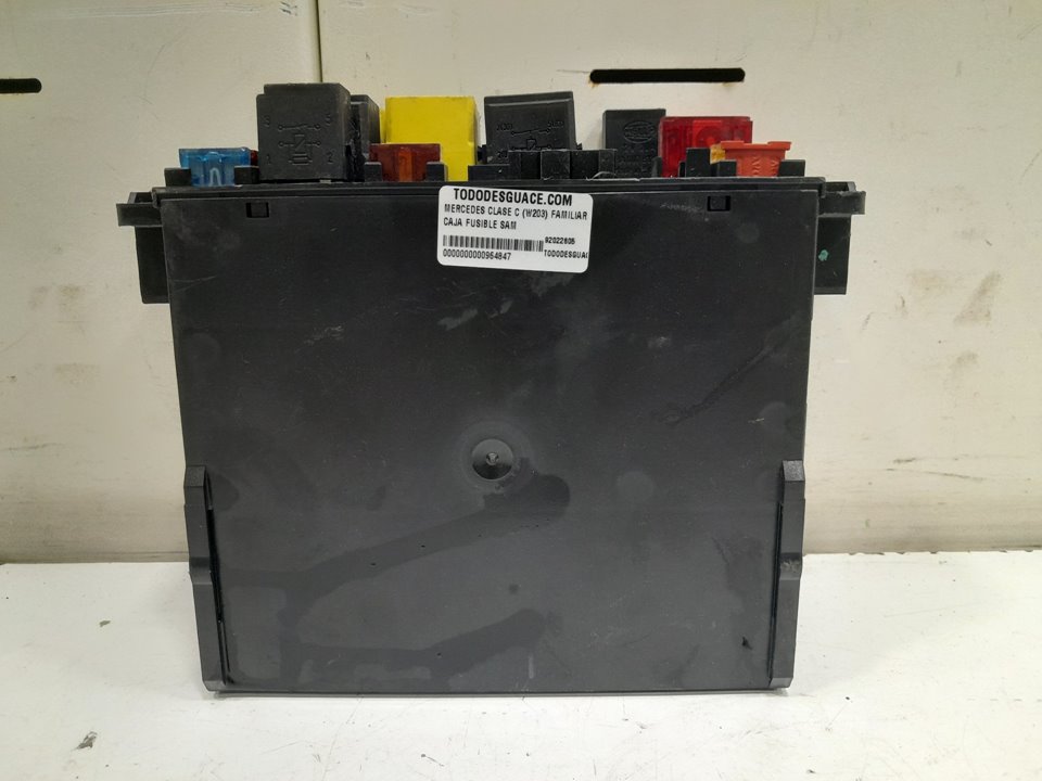 Caja fusible sam mercedes-benz clase c t-model c 220 cdi (203.206)