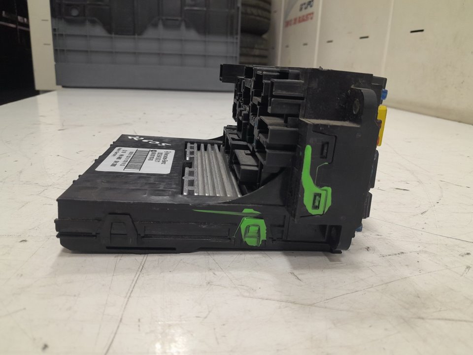 Caja fusible sam mercedes-benz clase c t-model c 220 cdi (203.206)