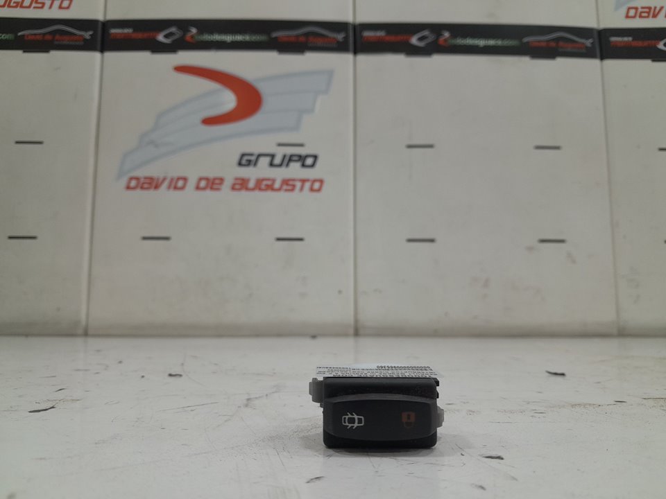 Interruptor cierre centralizado renault megane iii berlina 5 p