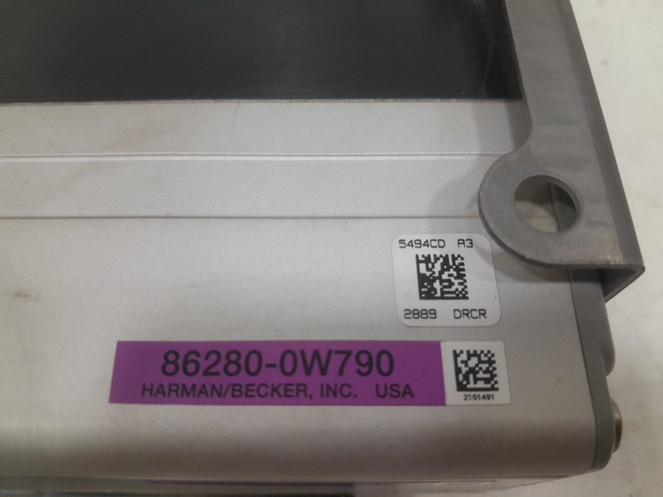 Amplificador de sonido lexus is220 sport+nav      01