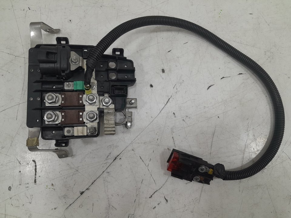 Borna positiva renault  master bus       0.11 - ... no identificado