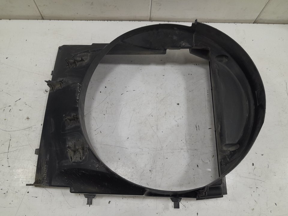 Canalizador de aire land rover discovery iv 2.7 td 4x4