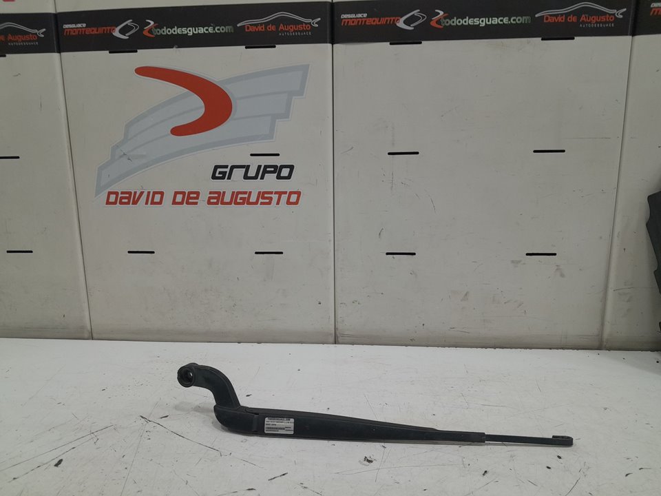 Brazo limpia land rover discovery iv 2.7 td 4x4