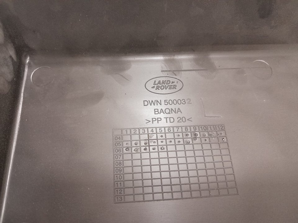 Tapa bateria land rover discovery iv 2.7 td 4x4