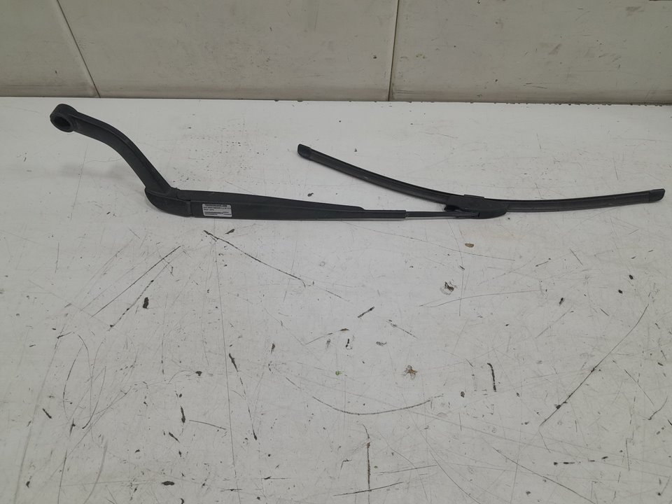 Brazo limpia land rover discovery iv 2.7 td 4x4