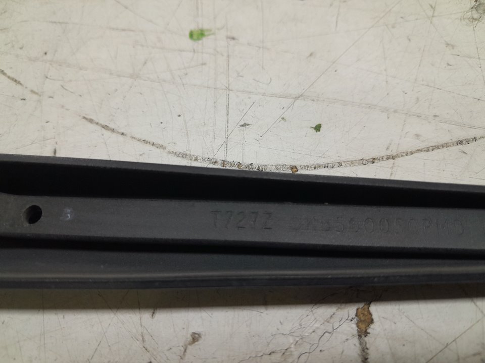 Brazo limpia land rover discovery iv 2.7 td 4x4