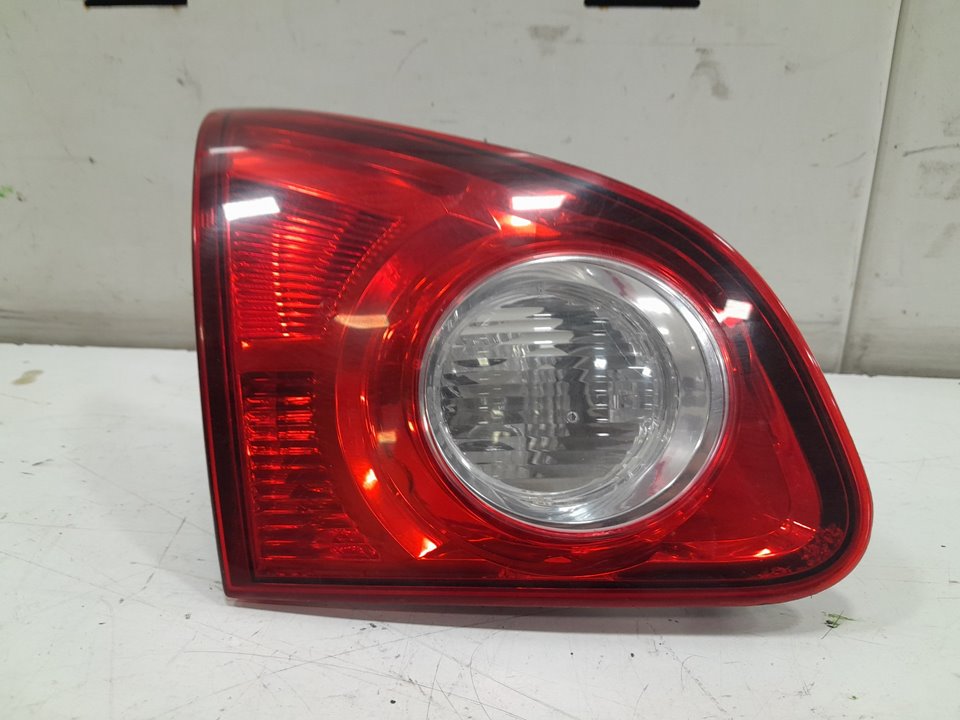 Piloto interior trasero izquierdo nissan qashqai  qashqai +2 i 1.5 dci