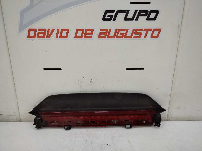  luz central de freno   bmw x6 (f16) xdrive40d 3.0 turbodiesel