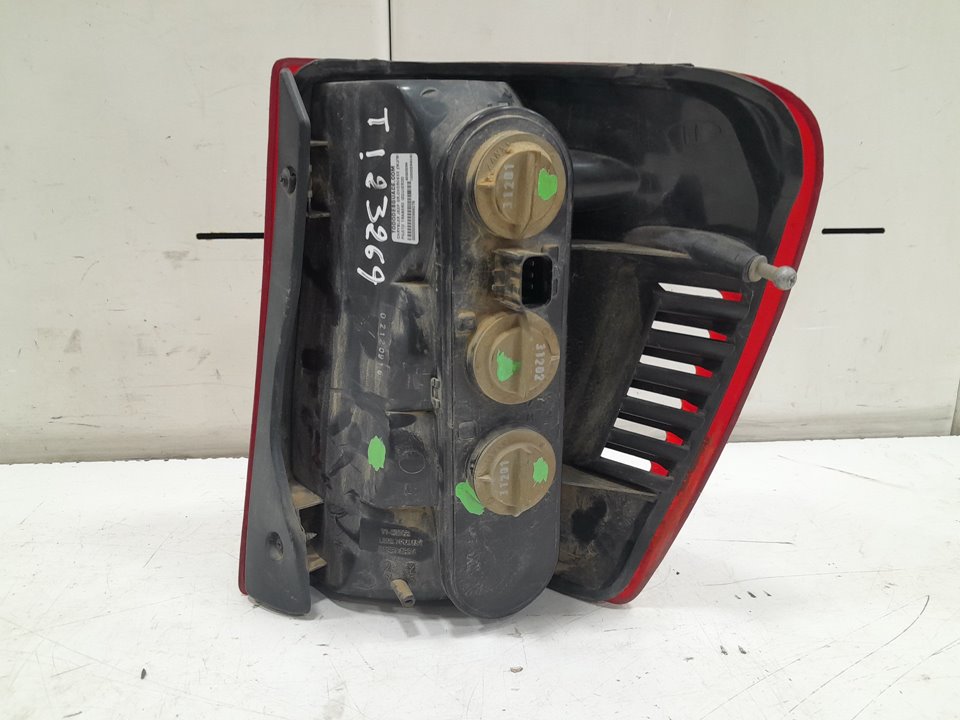 Piloto trasero izquierdo jeep grand cherokee ii 3.1 td 4x4