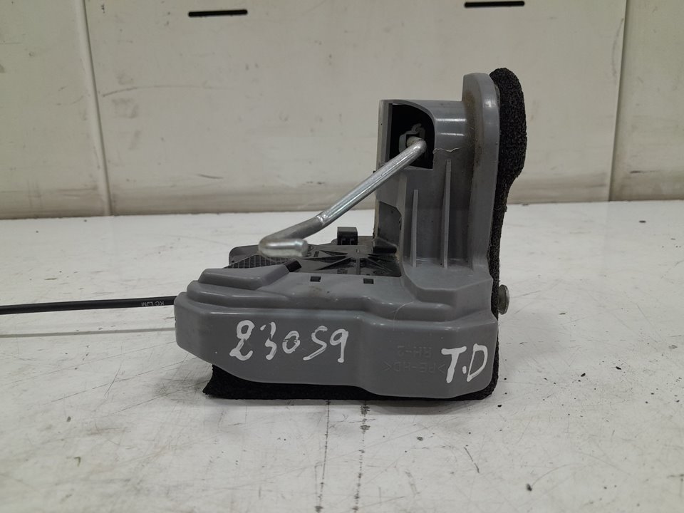 Cerradura puerta trasera derecha hyundai i20 1.2