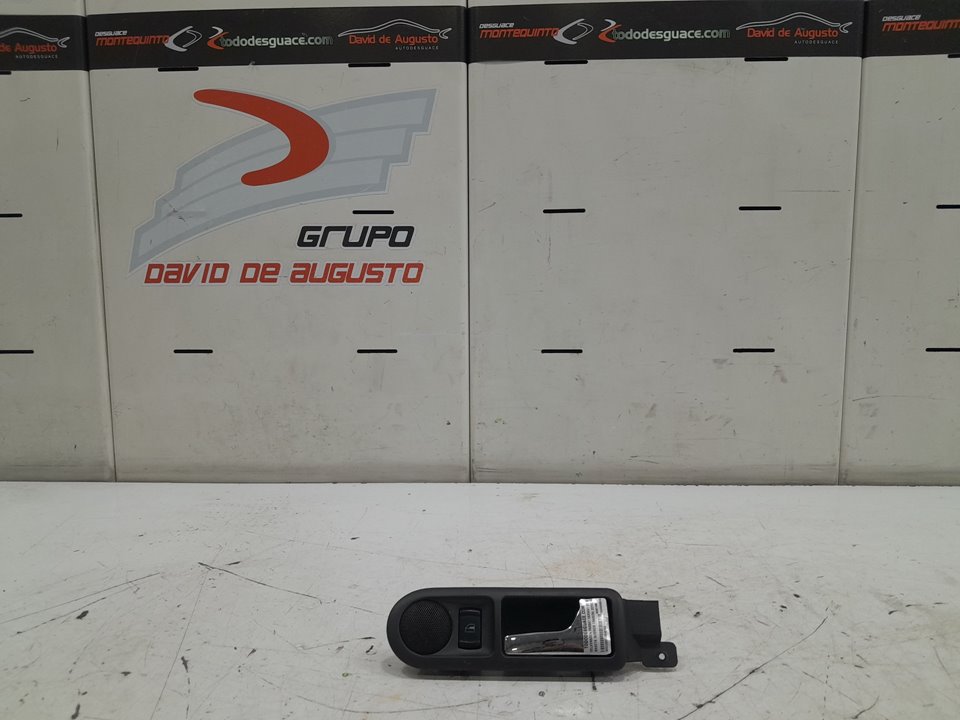 Maneta interior trasera derecha volkswagen passat variant 1.8 t 20v