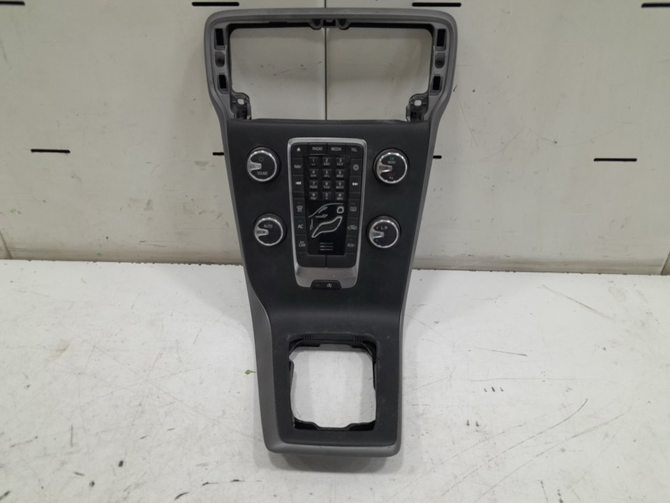 Consola central volvo v40 fastback d3