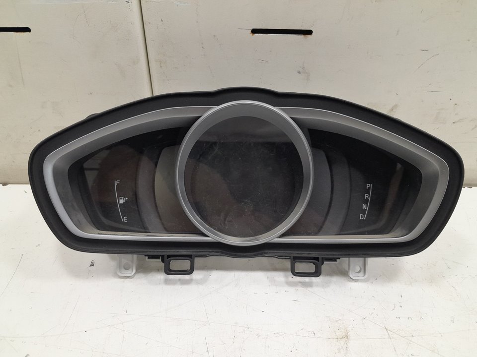 Cuadro instrumentos volvo v40 fastback d3