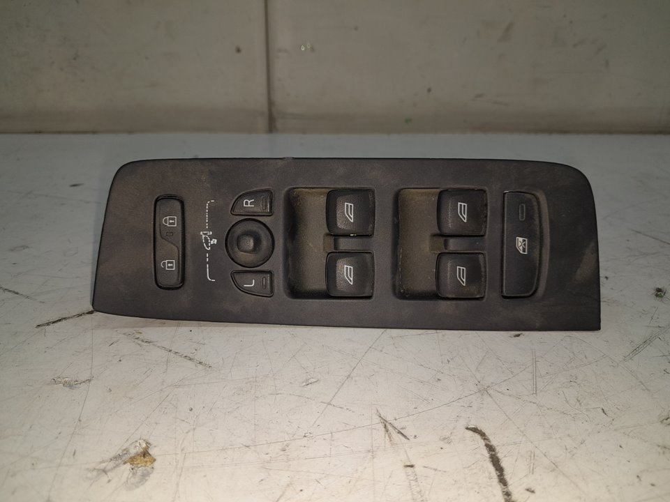 Mando elevalunas delantero izquierdo volvo v40 fastback d3