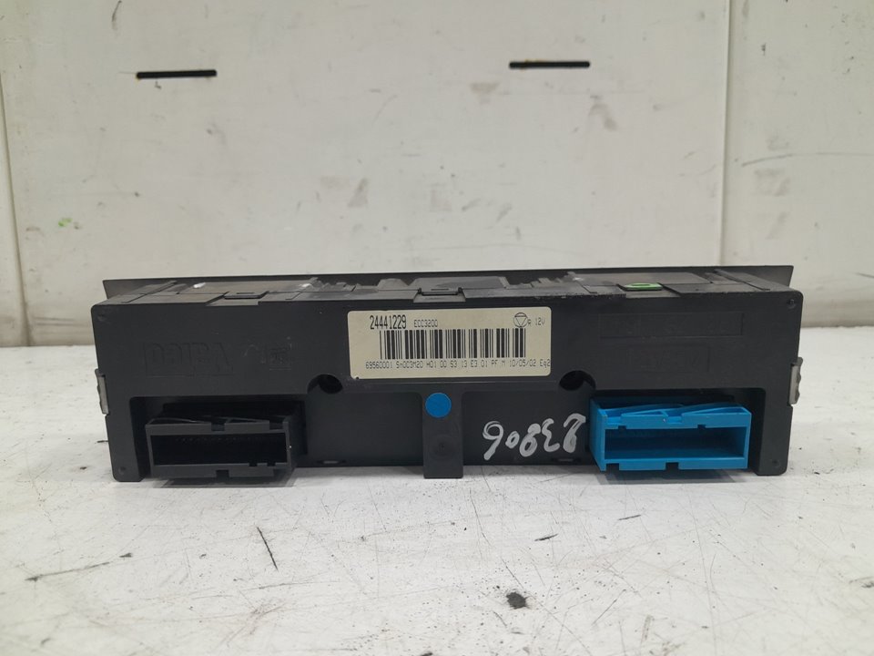 Mando calefaccion /  aire acondicionado opel vectra c 2.0 dti 16v (f69)