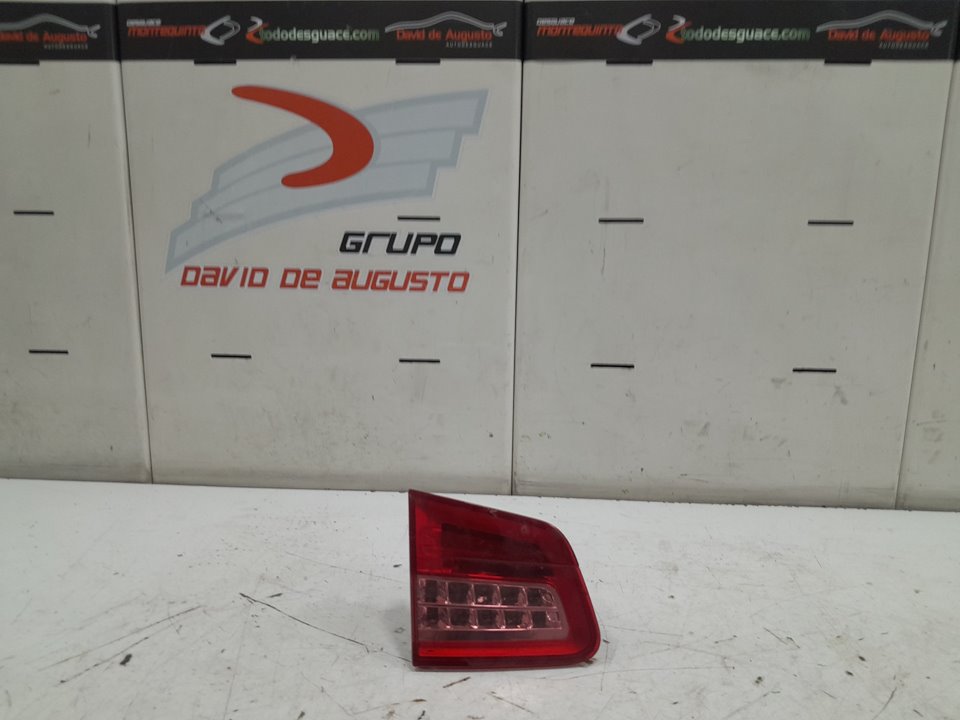 Piloto interior trasero izquierdo citroen c5 i 2.0 16v (dcrfnc dcrfnf)
