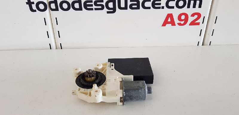  motor elevalunas delantero derecho   ford focus berlina (cap) ambiente (d) 1.8 tdci turbodiesel cat