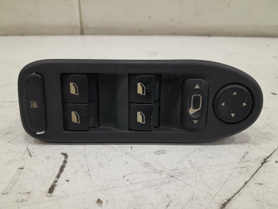 Mando elevalunas delantero izquierdo citroen c5 i 2.0 16v (dcrfnc dcrfnf)