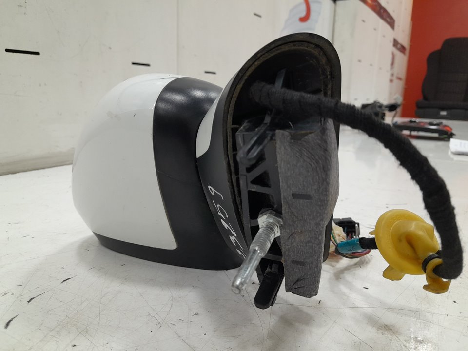 Retrovisor izquierdo citroen c4 ii 1.6 hdi 90