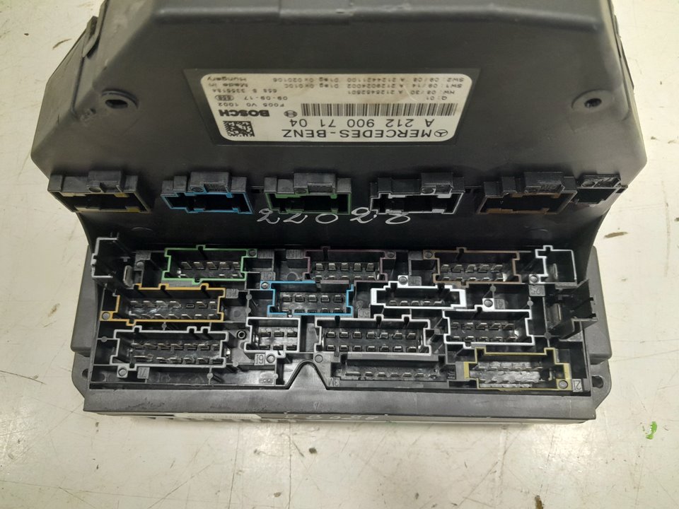 Caja fusible sam mercedes-benz clase e e 220 cdi  bluetec (212.001 