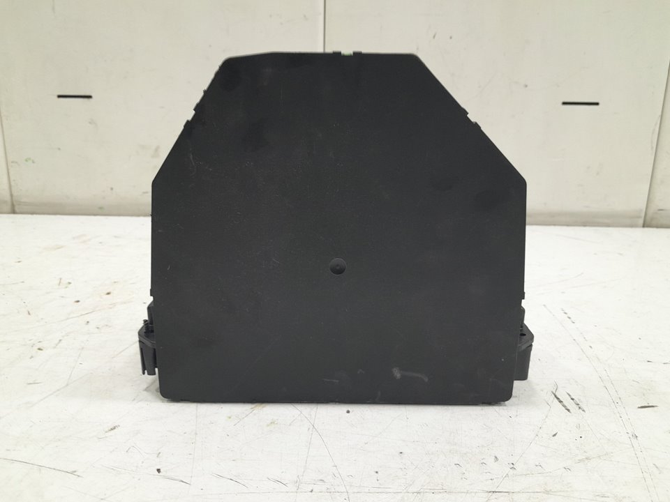 Caja fusible sam mercedes-benz clase e e 220 cdi  bluetec (212.001 