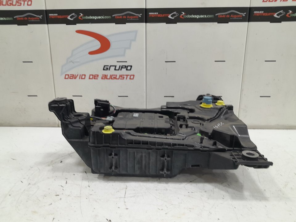 Deposito y bomba adblue citroen c4 grand picasso ii 1.6 hdi  bluehdi 115