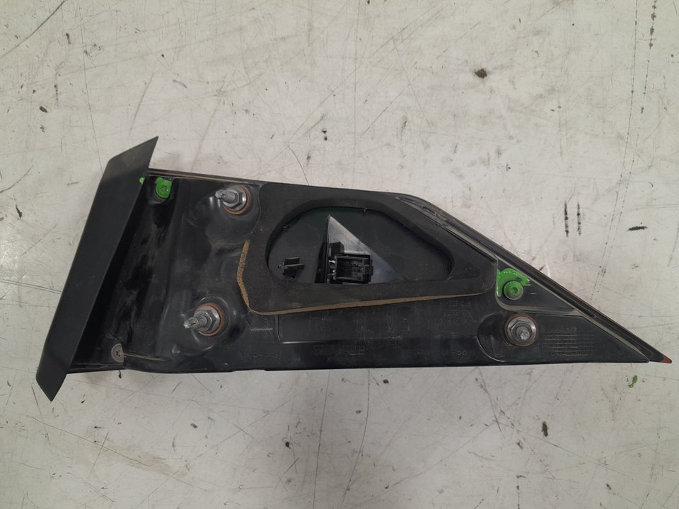 Piloto interior trasero izquierdo audi q3   (8ug) attraction      01.15