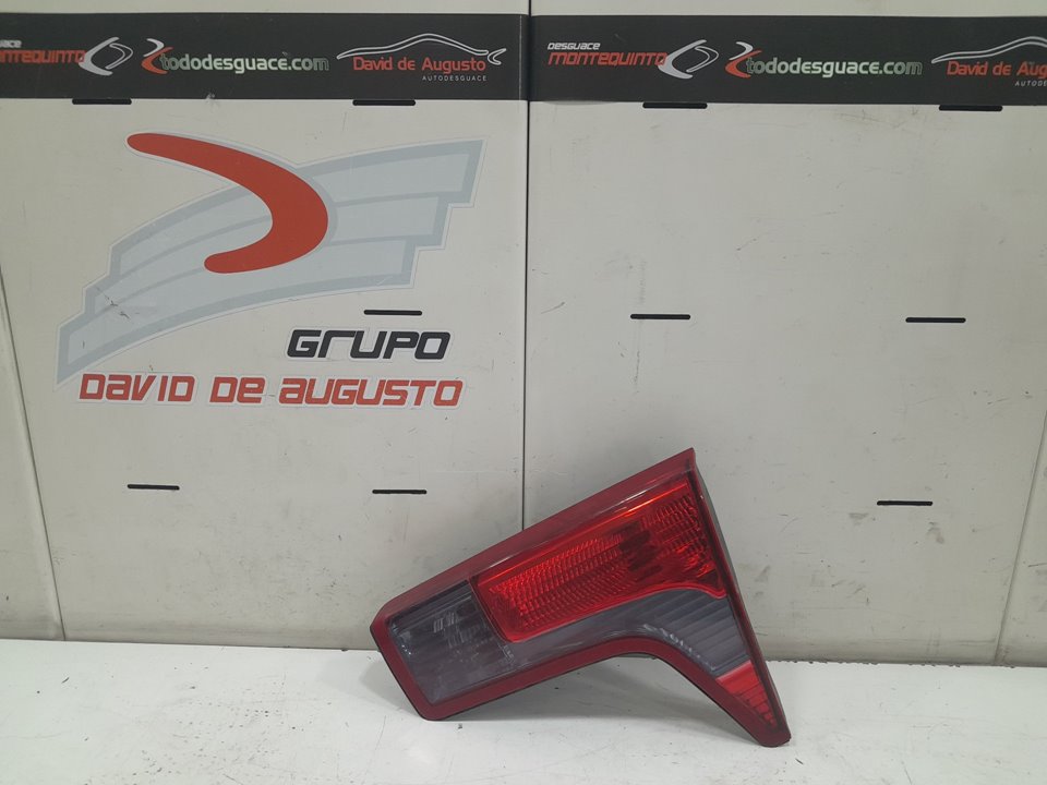 Piloto interior trasero derecho citroen c5 i 2.0 16v (dcrfnc dcrfnf)