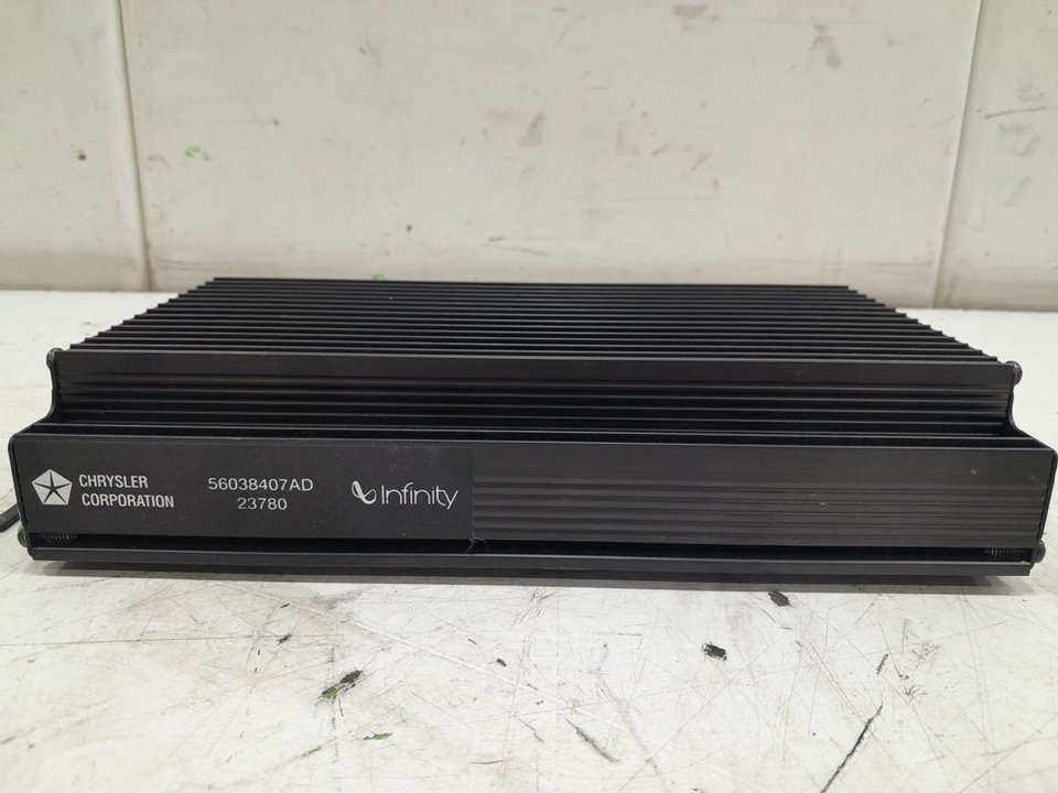 Amplificador de sonido jeep grand cherokee ii 3.1 td 4x4