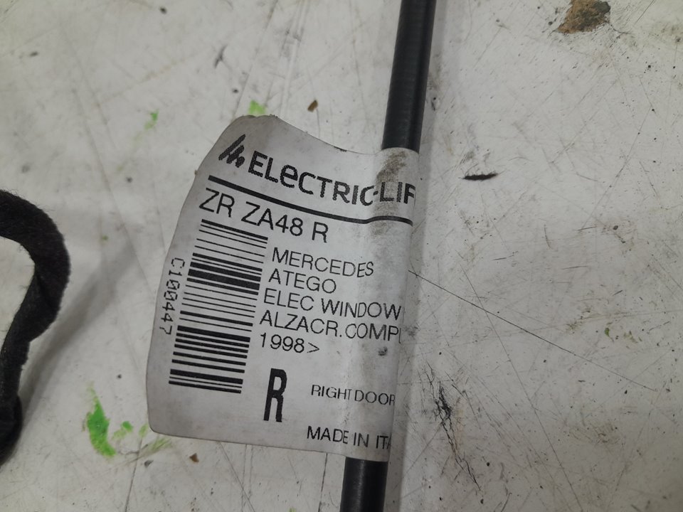 Elevalunas delantero derecho mercedes atego 2ejes 18 t bm