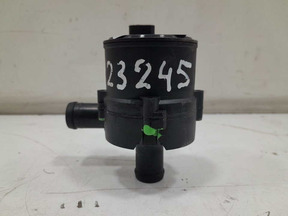 Bomba auxiliar agua renault  master bus       0.11 - ... no identificado