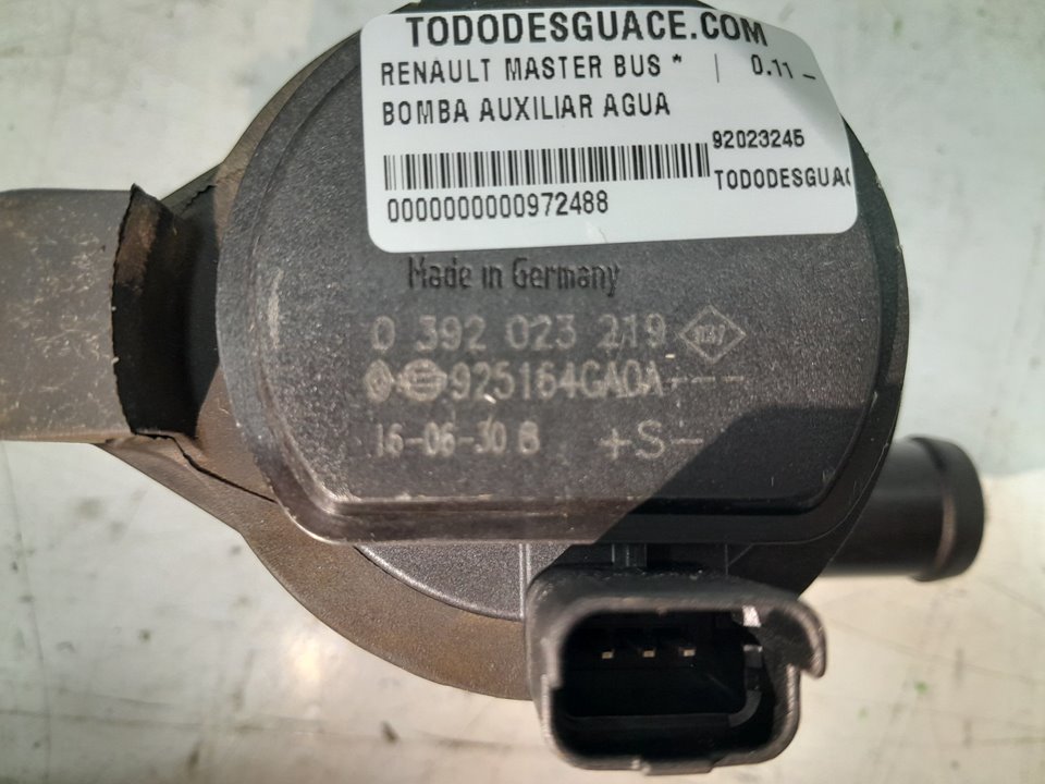 Bomba auxiliar agua renault  master bus       0.11 - ... no identificado