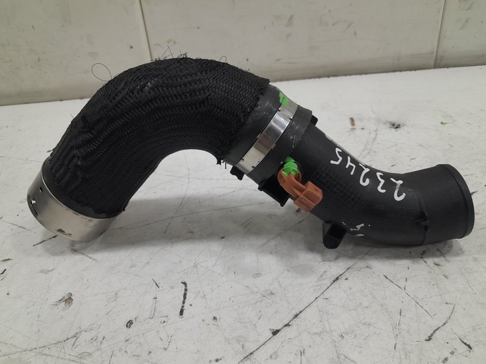 Tubo intercooler renault  master bus       0.11 - ... no identificado