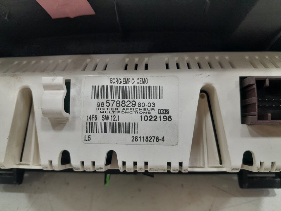 Pantalla multifuncion peugeot 307 break 2.0 hdi 110