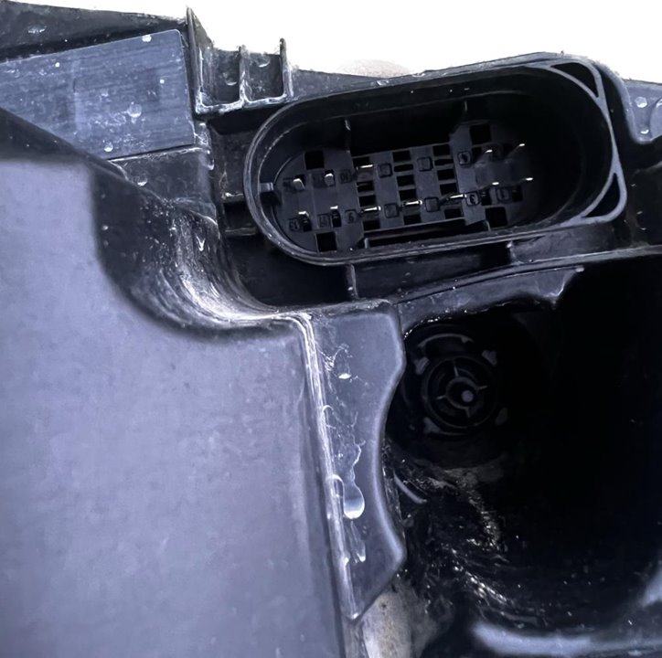 Faro izquierdo mercedes-benz clase c c 200 d (205.007)