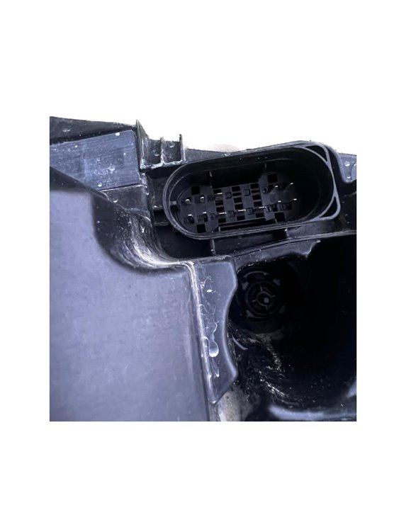 Faro izquierdo mercedes-benz clase c c 200 d (205.007)