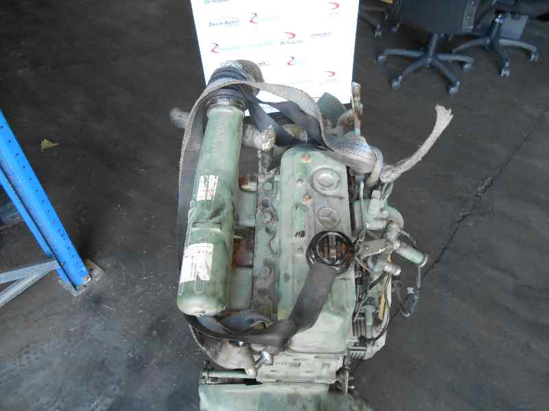 Motor completo no identificado