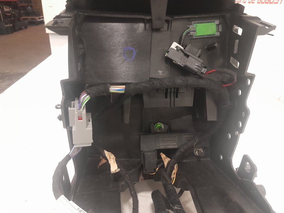 Consola central ford mondeo lim. hybrid stlin