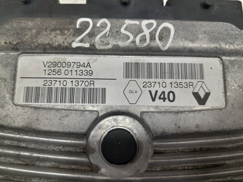 Centralita motor uce renault megane iii berlina 5 p