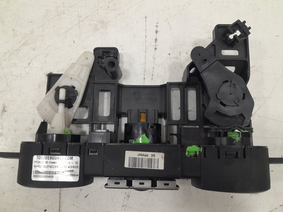 Mando calefaccion /  aire acondicionado hyundai i20 1.2